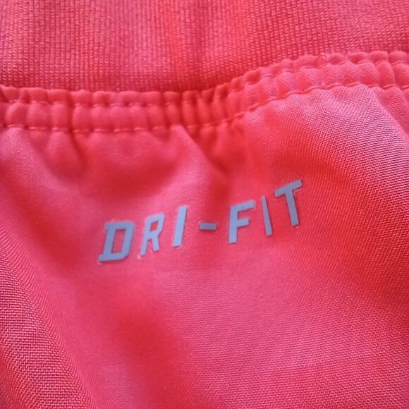 Nike One Dri-Fit Mid Rise Shorts-Large-Lined-Reflective Strips-Inner Pockets - Picture 8 of 11